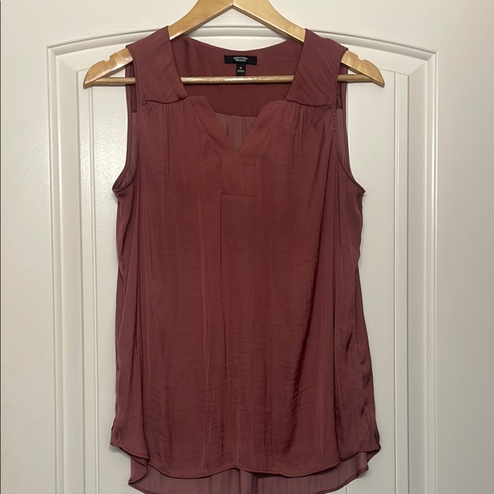 Simply Vera by Vera Wang Tunic Blouse with Flowy Style